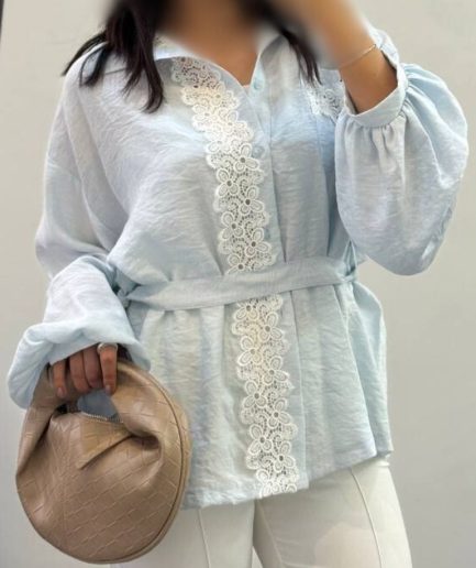 شومیز آبی گیپور دار زنانه