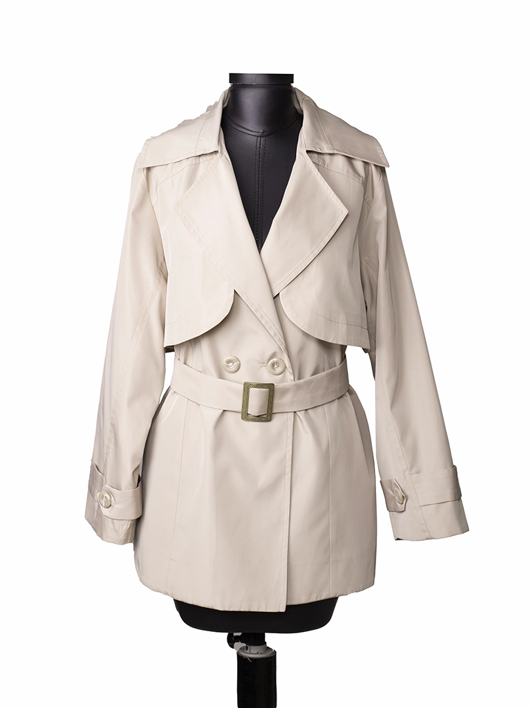 بارانی کوتاه کرمی