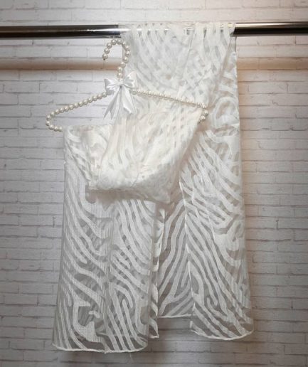 شال مجلسی ارگانزا زبرا سفید