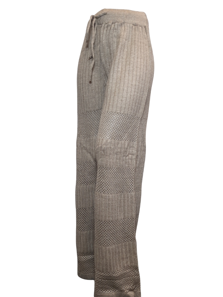 شلوار بافت حفره ای نسکافه ای زنانه