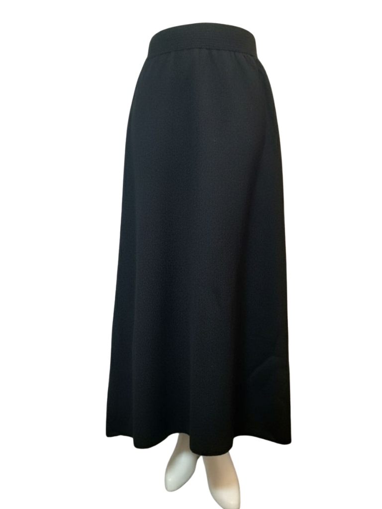 WhatsApp Image 2025-10-12 at 17.03.30 WhatsApp Image 2025 10 12 at 17.03.30