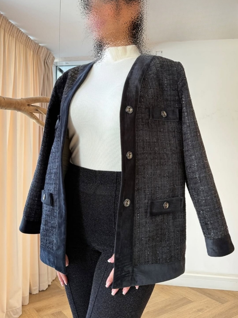 WhatsApp Image 2025-10-14 at 18.24.49 WhatsApp Image 2025 10 14 at 18.24.49