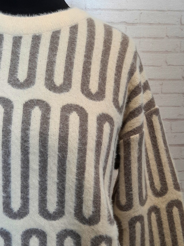 WhatsApp Image 2025-10-27 at 22.37.48