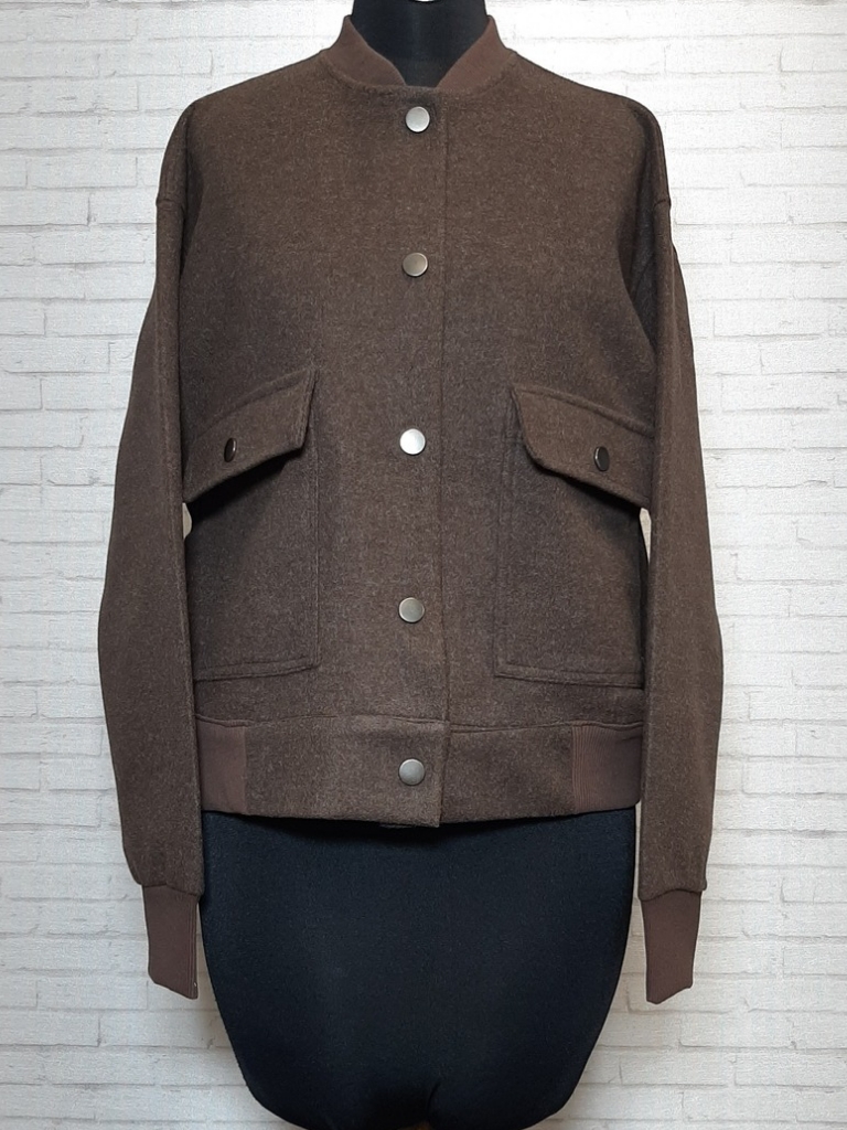 بامبر فوتر قهوه ای دکمه دار زنانه