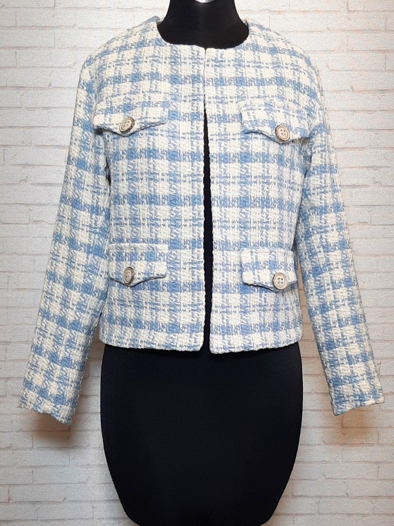 کت شنل جیب دار آبی و شیری زنانه