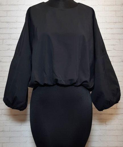 بلوز کراپ گتر دار مشکی زنانه