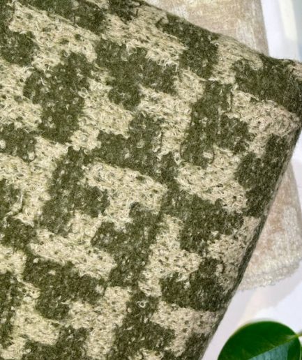 شال موهر سبز طرح دار