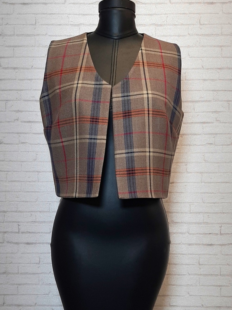 WhatsApp Image 2025-11-25 at 13.51.29 (2)