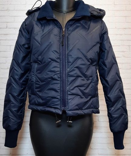 کاپشن کراپ امبردی سرمه ای زنانه