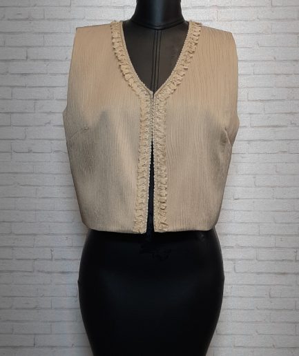 زیبو | Ziboo 7 جلیقه ژاکارد خطی کرمی زنانه