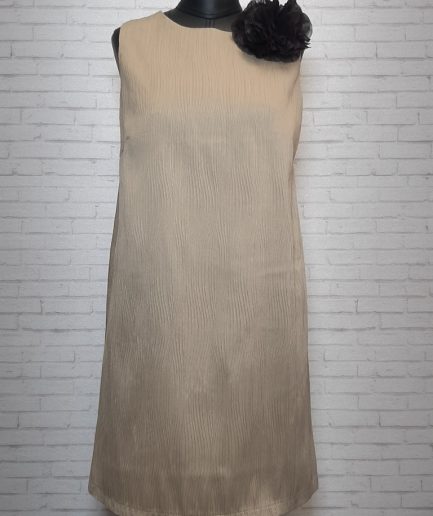 پیراهن کرمی آستین حلقه ای زنانه