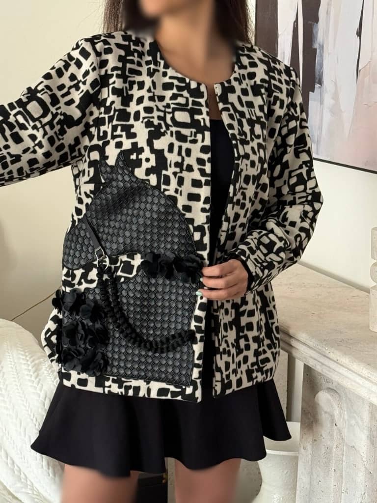 کت فوتر مشکی کرمی اسب دار زنانه