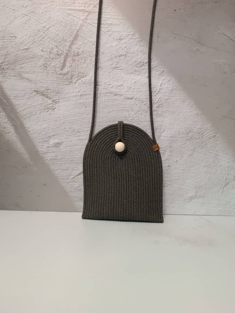 کیف زغالی قیطون دوزی زنانه